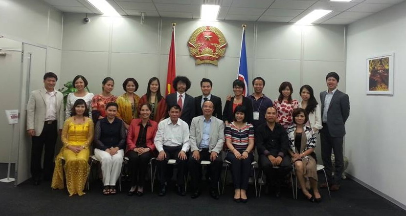 Promote the export of handicrafts of Hanoi